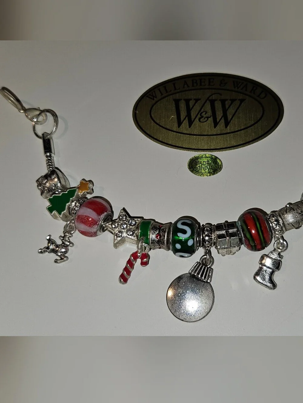 December Christmas Holiday Silver Tone Charm Bracelet with Red & Green